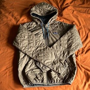 Patagonia puffer with hood